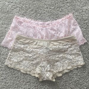 2 Woman’s Panties